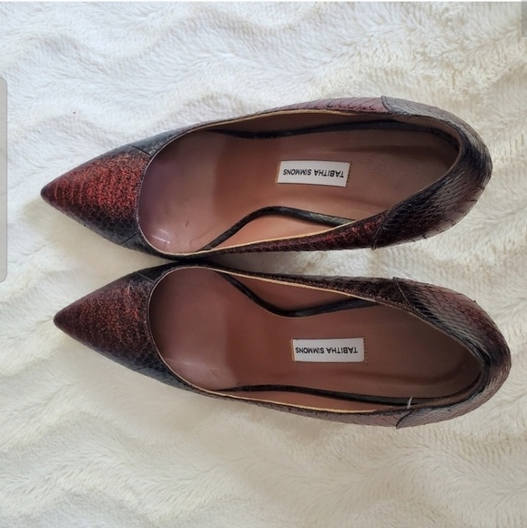 Tabitha Simmons Snake Embossed Red Shimmer heels - Picture 3 of 6